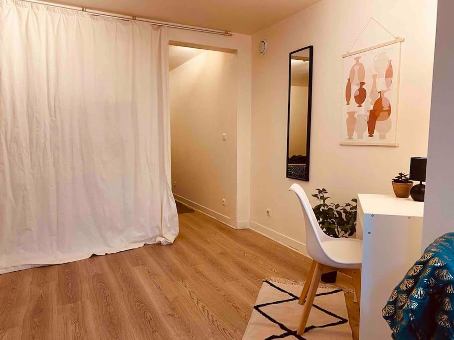 Appartement Cosy Au Calme A 20 Min De Paris Вилжуиф Екстериор снимка